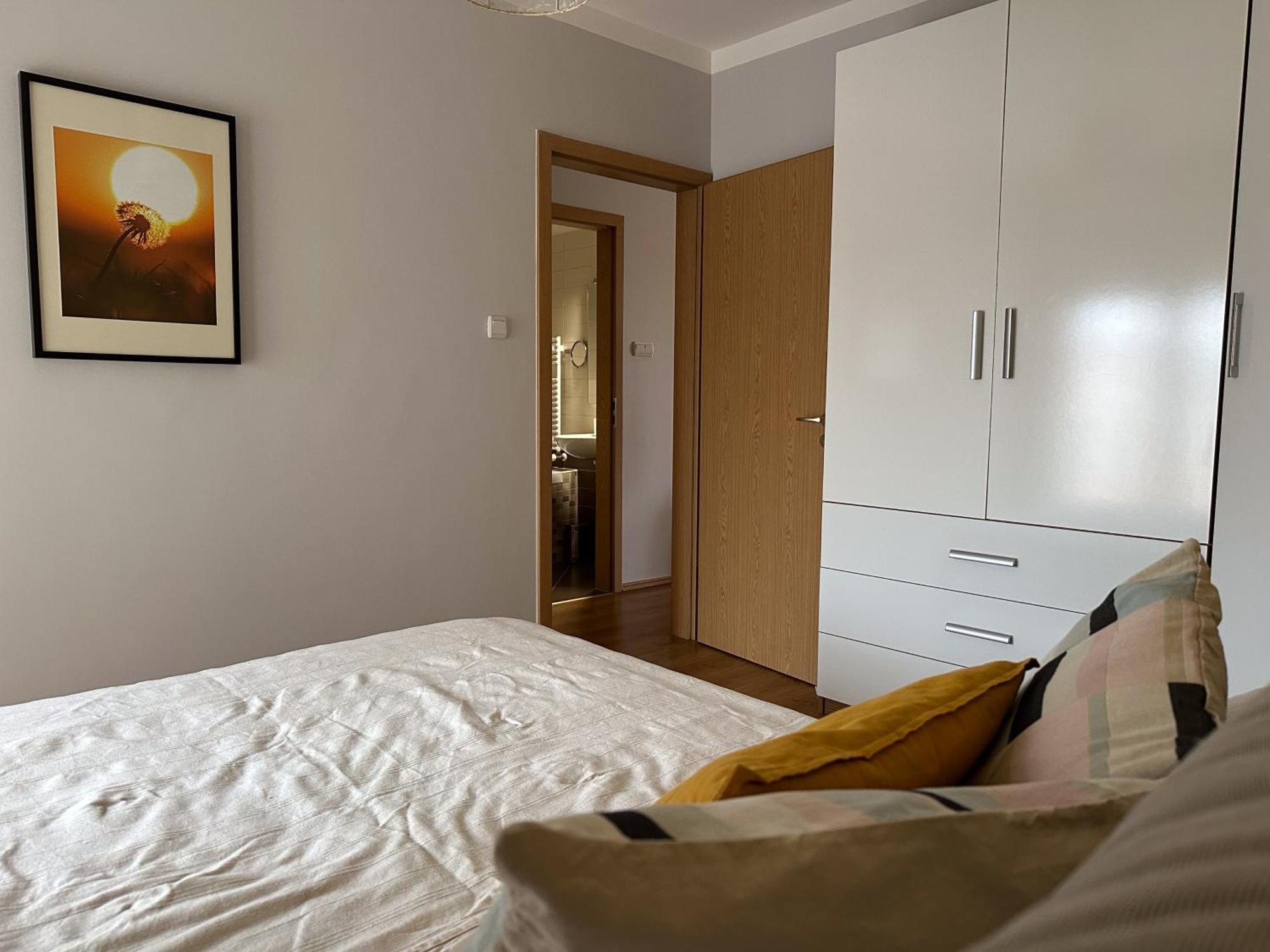 Cherry Abode With Terrace Apartman *